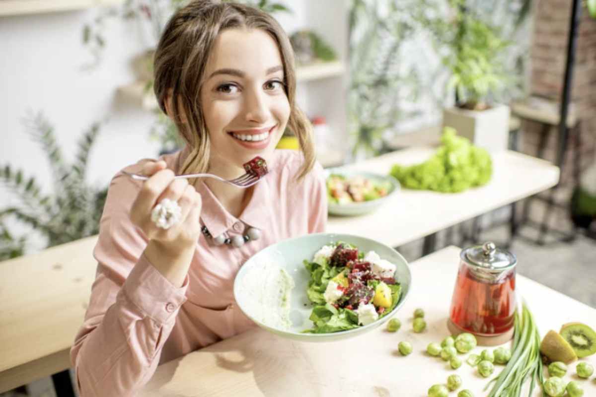 Preparazione dei pasti: Il tempo dedicato alla cura dei pasti, scegliendo ingredienti freschi e preparando piatti gustosi e ben presentati