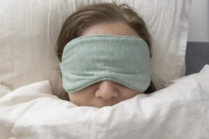 Questa tendenza, che inizialmente poteva sembrare riservata a relazioni problematiche, è diventata un vero e proprio trend