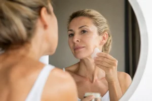 Crema, Gua Sha e micro-interventi contro l'effetto Ozempic